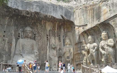 Longmen Grottoes & Luoyang Ancient Art Museum Day Tour from Xi'an by Fast Train