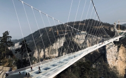 Zhangjiajie Grand Canyon Glass Bridge