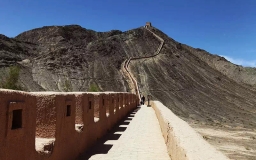 Overhanging Great Wall