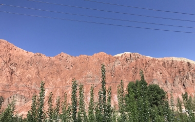 Comfort 7-Day Xinjiang Tour: Urumqi, Tianchi, Turpan, Kumtag Desert, Kashgar, Karakul Lake