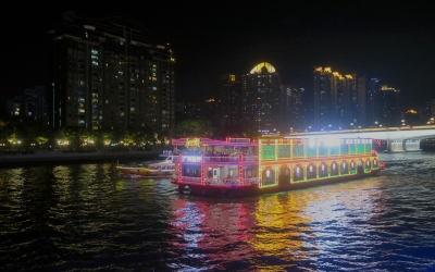 Guangzhou Private Night Tour to Lychee Bay, Beijing Road & Pearl River Cruise
