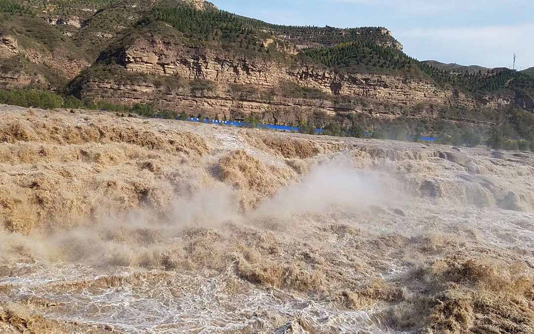 Hukou Waterfall